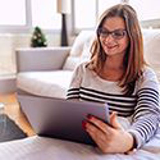 Alumni on Tablet